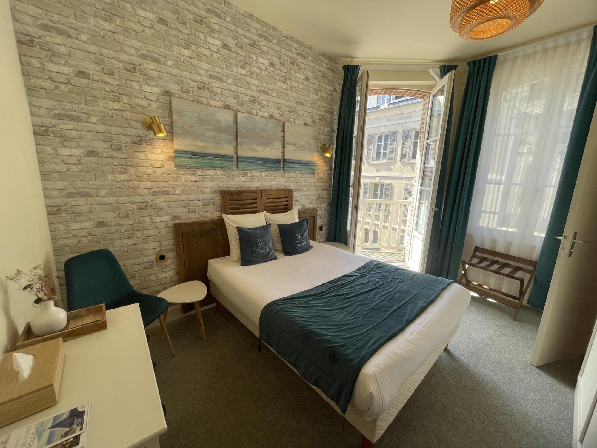 Le Trouville - Hotel De Charme Екстериор снимка